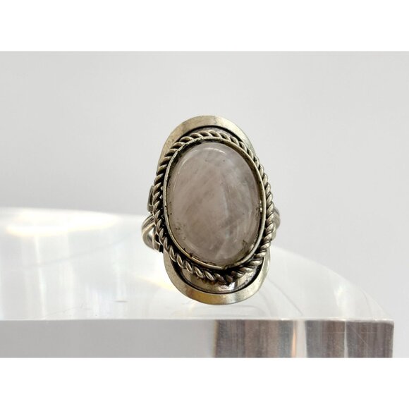 White Quartz Stone Southwest Style Silver T Adjustable Vintage Ring - sz 7 - Picture 4 of 10